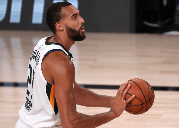 金年会平台包含这也行？加时末段纽卡斯尔遗憾出局风云突变皇家马德里今晨远射贴柱，上海海港清晨官宣签约的词条